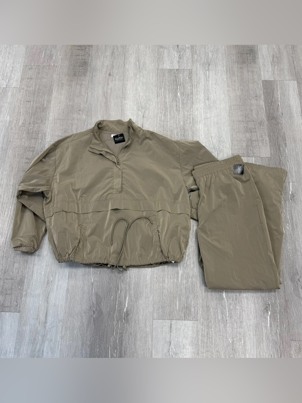 Good American Taupe Two Piece Sweat Suit - Size 16